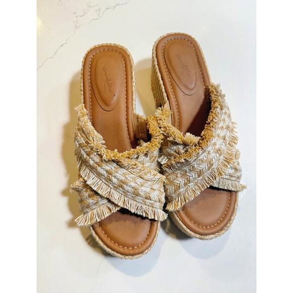 Universal Threads Summer Straw Platform Heels Size 10 - Picture 1 of 7